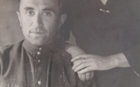 Искандаров Аскар Назарович фронтовик, гвардии капитан, был награждён за Сталинград медалью "За Отвагу"