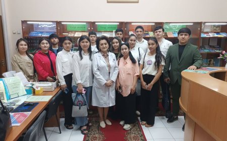 В ГНМБ с ознакомительной экскурсией студенты 1 го курса Частного Университета Алфраганус