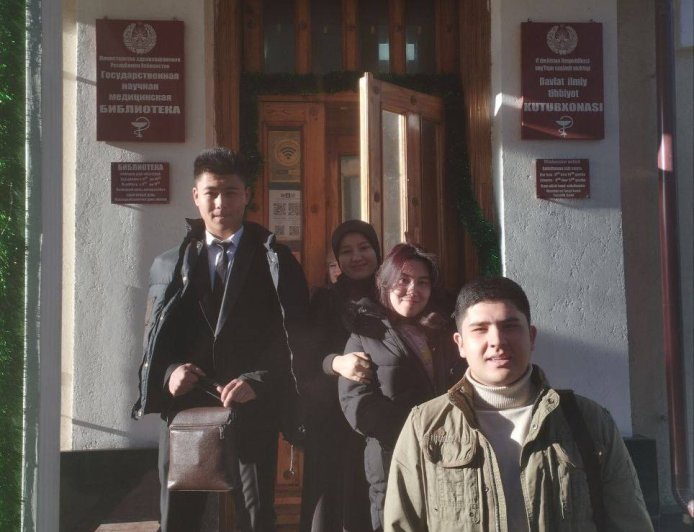 Экскурсия в ГНМБ