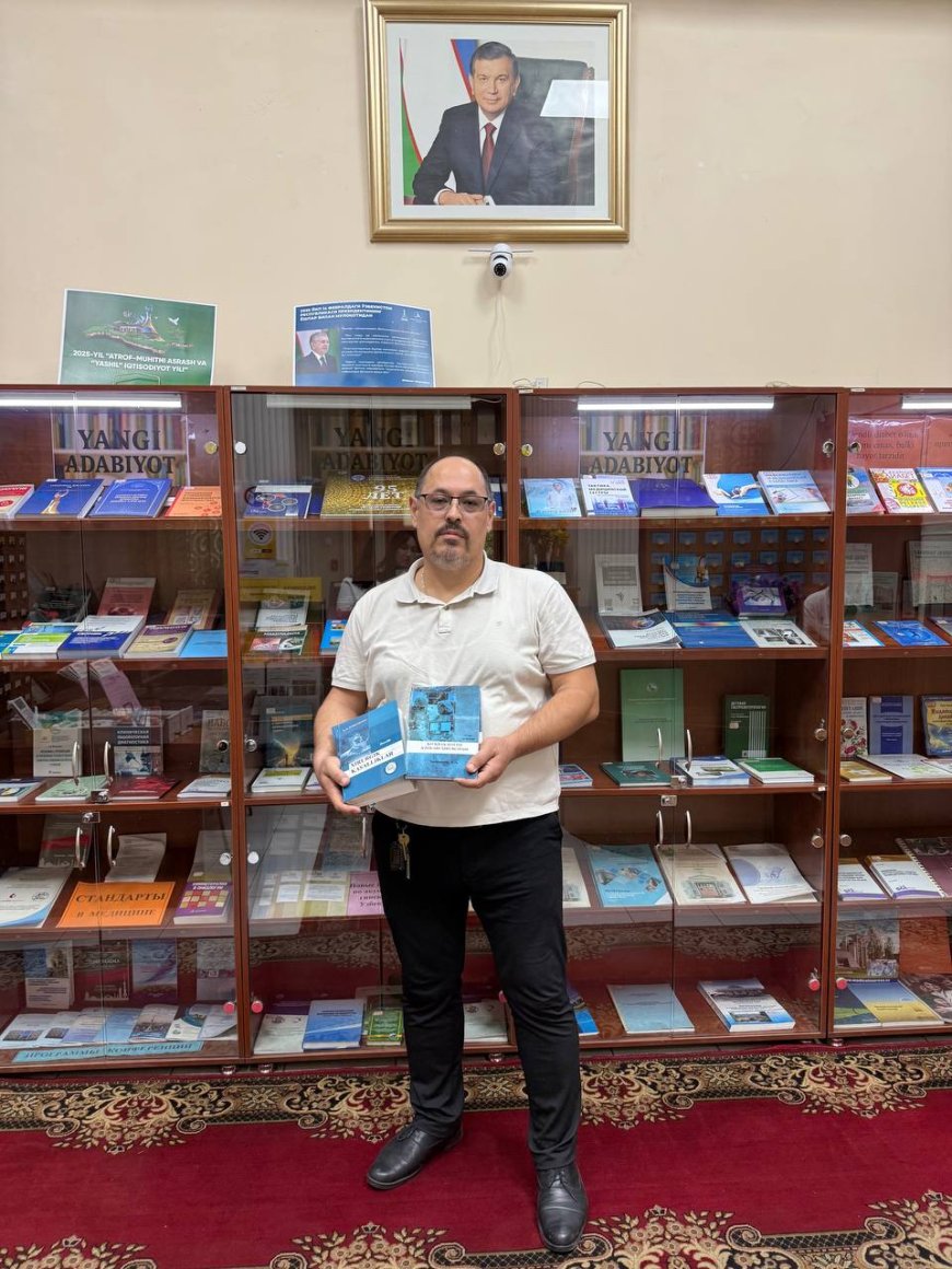 Книги в дар. Жафаров Хасан Мирзахидович, PhD,   доцент кафедры общей хирургии ОХТА ТГМУ