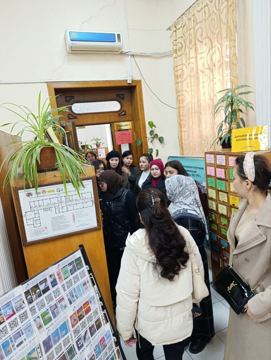 Экскурсия. Студенты ТашГИИК  4 курс нац группа, очное отделение