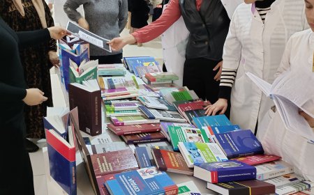 Хорезмская Областная научная медицинская библиотека, г. Ургенч, Узбекистан.  Основана в 1976 г.