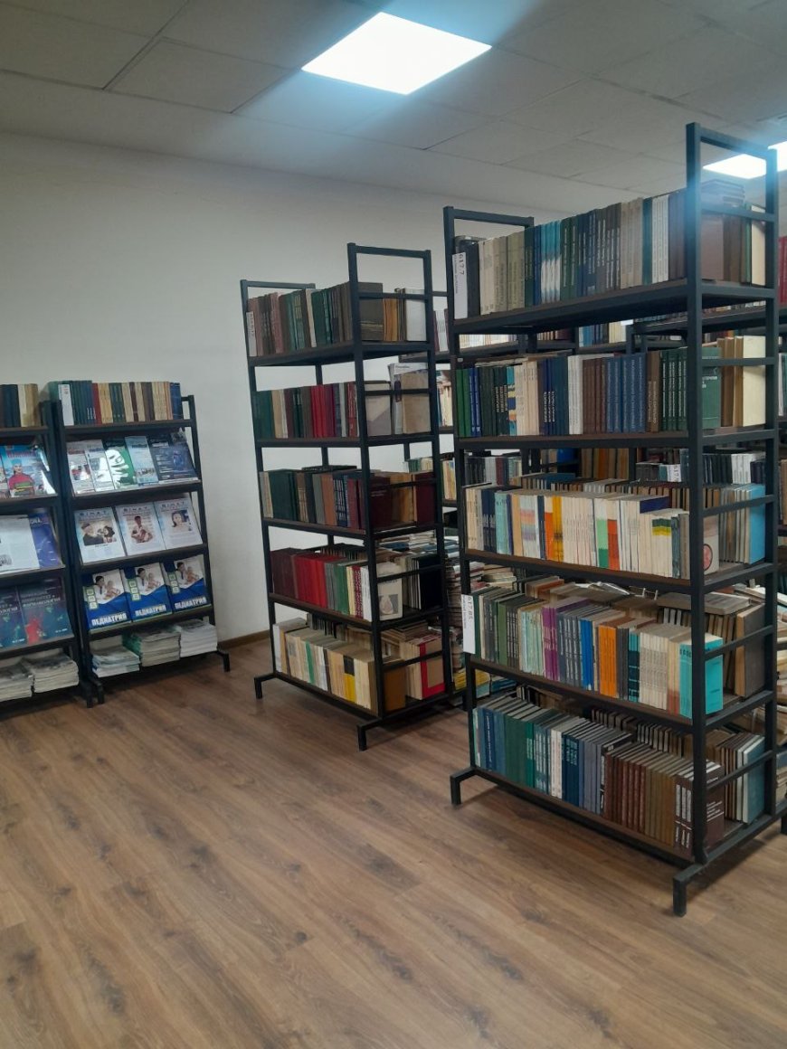 Сырдарьинская областная научная медицинская библиотека, Узбекистан. Основана в 1976 г.