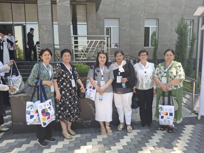 Хорезмская Областная научная медицинская библиотека, г. Ургенч, Узбекистан.  Основана в 1976 г.