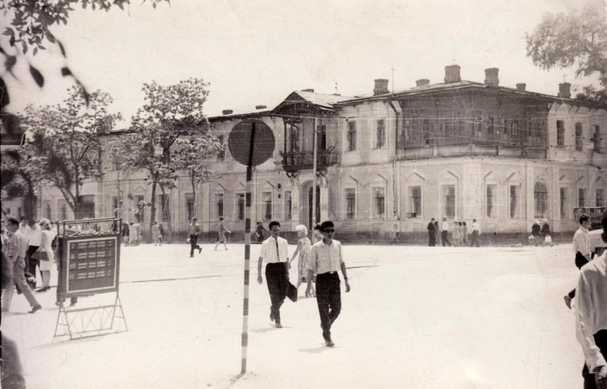 МОИСЕЙ ИЛЬИЧ СЛОНИМ