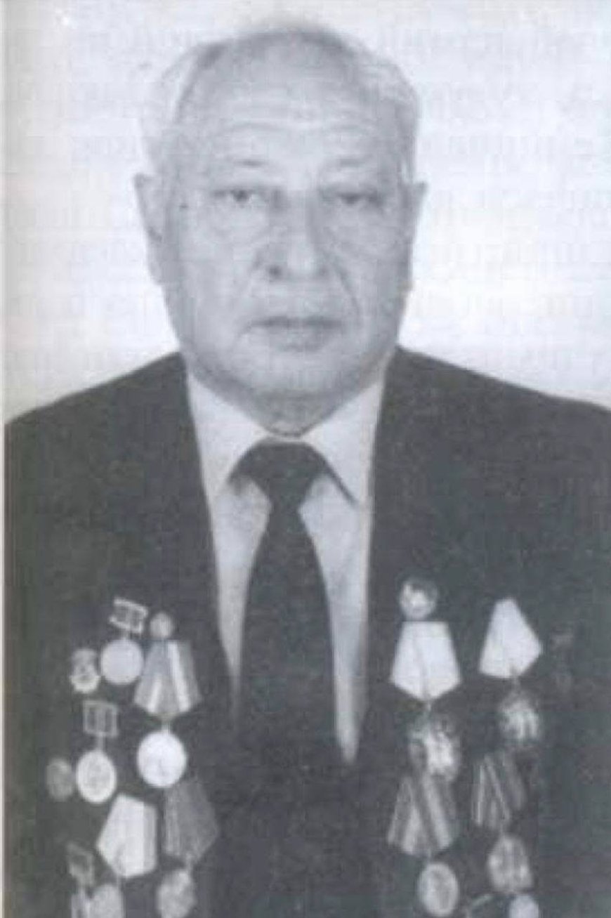 Абдурахим Абидович Абидов, врач-иммунолог, д.м.н., профессор и заслуженным врач Узбекскистана